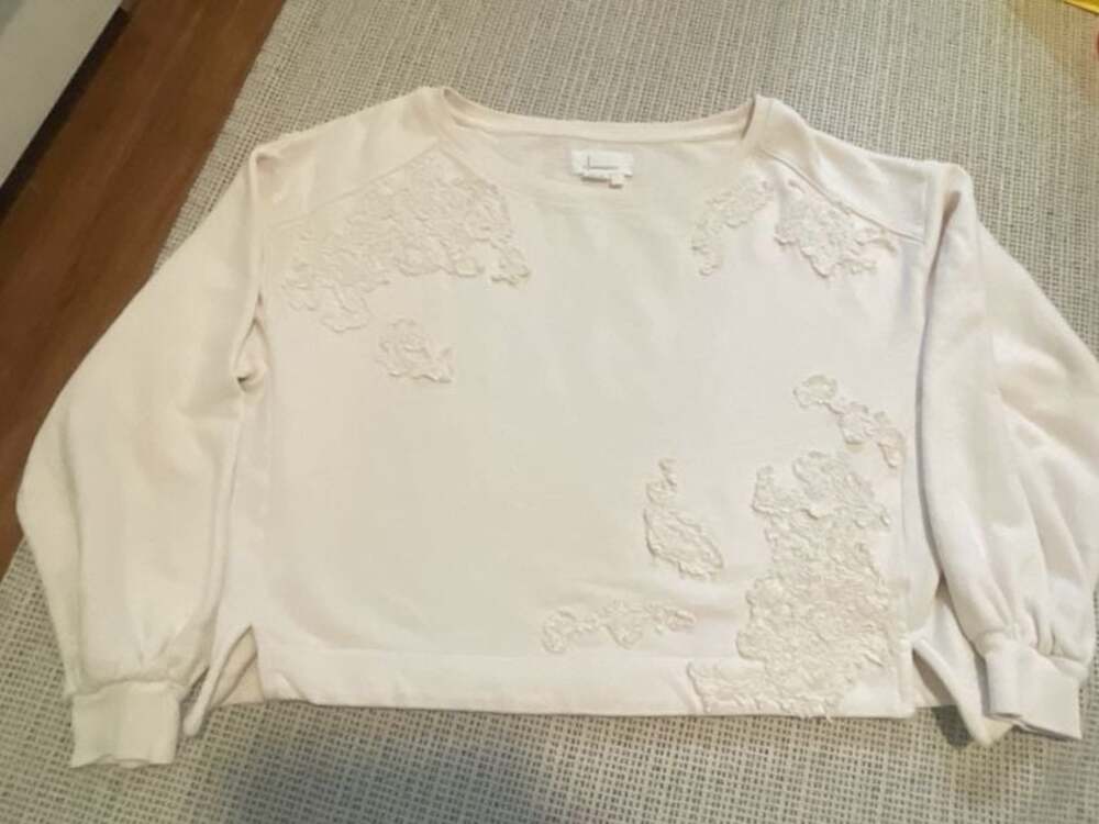 Anthropologie Cream Lace Applique Sweatshirt Size S